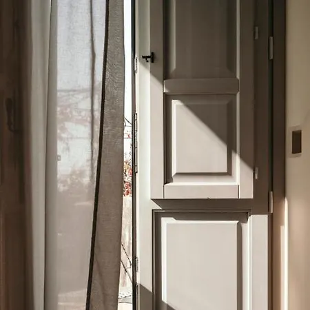 Puleera Boutique Джарре